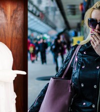 Alexander Bard anklagar nu Kajsa Ekis Ekman för att vara en fascist. Foto: Pressbild samt Nyheter Idag