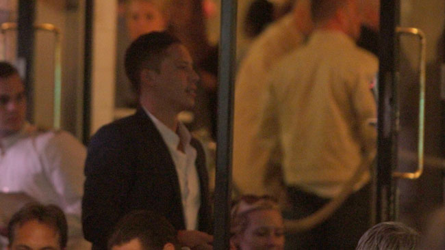 Enligt vår källa syns här Jonas Häger på Stureplan. Foto: Nyheter Idag