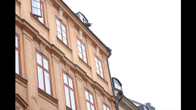 Högst uppe på huset filmade Chang för Nyheter Idag. Foto: Amy Unsworth / Nyheter Idag