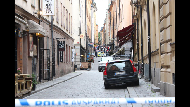 Det blev folktomt på gatorna efter avspärrningarna. Foto: Amy Unsworth / Nyheter Idag