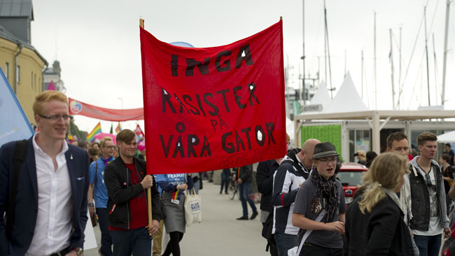 En del i tåget använde även trummor när de marscherade. Foto: Nyheter Idag