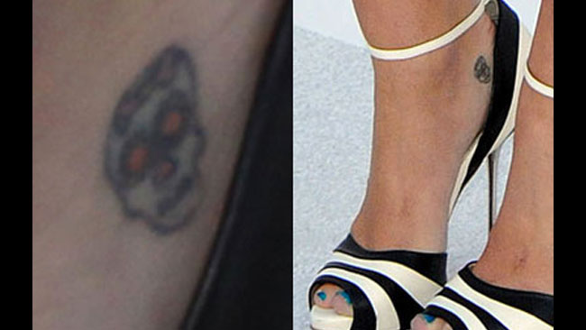 Sugar skull på foten.