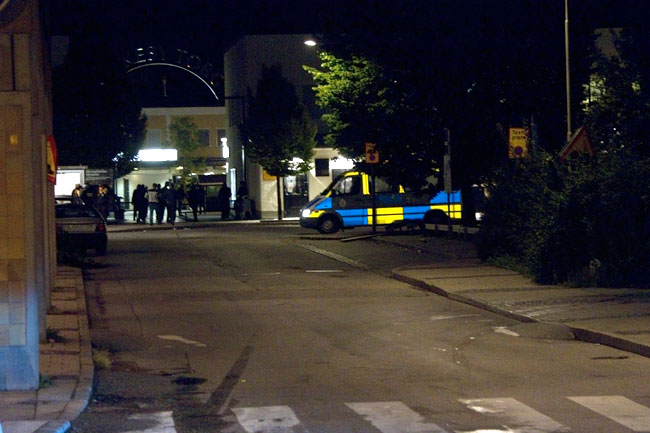 Polis i Rinkeby. Bilden är tagen vid ett annat tillfälle. Foto: Chang Frick / Nyheter Idag