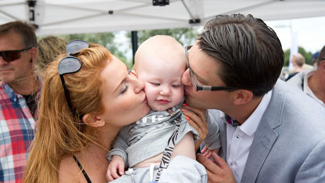 Hela familjen Åkesson var på plats i Sölvesborg. Foto: Sven Pernils / Nyheter Idag