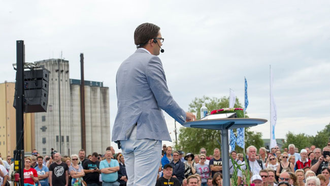 Invandring var också ett centralt ämne under talet. Foto: Sven Pernils / Nyheter Idag