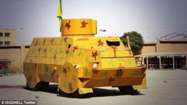 Färgglad tank, skulle kunna vara med i prideparaden