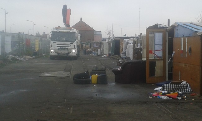 Avvecklingen av tiggarlägret idag. Foto: Andreas Jelenko