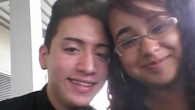 Ännu en selfie där Omar är glad.