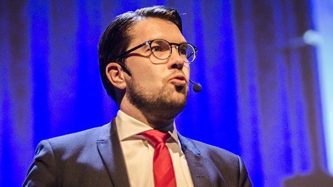 Åkesson bojkottar valvakan på grund av SVT:s uttalanden: "ren lögn"