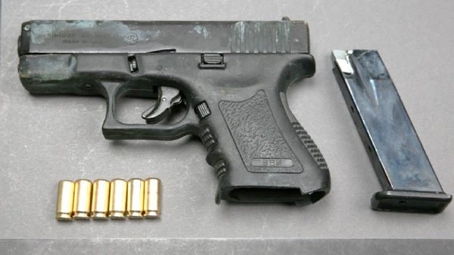 En av tårgaspistolerna som förekom i utredningen. Foto: Polisen