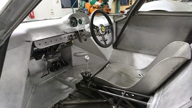 Kupén i en Ferrari LM 250. Foto: MotorMagasinet