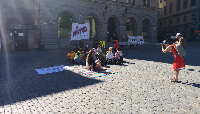 Svalt intresse när afghanerna sittstrejkade för uppehållstillstånd för alla