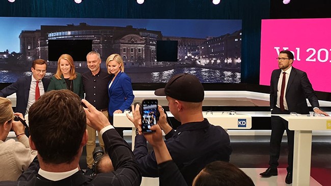 Alliansen bjuder in Stefan Löfven till samtal – vill samarbeta över blocken